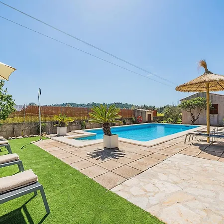 Peaceful Country With Pool